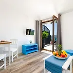 Niko Appartement *