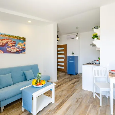 Niko Apartment